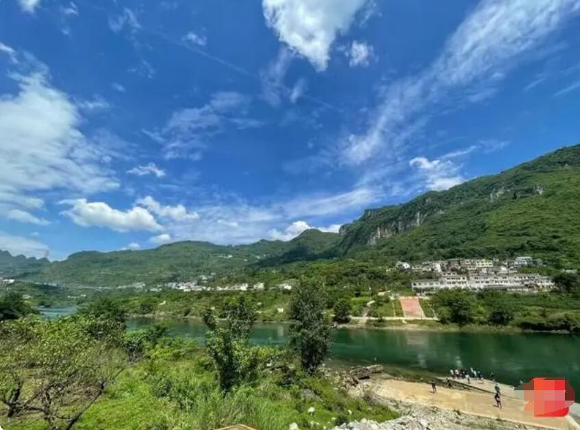 鸭池河.jpg