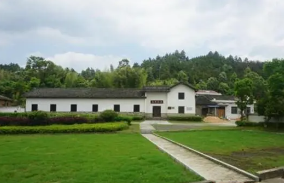 望湖村.png