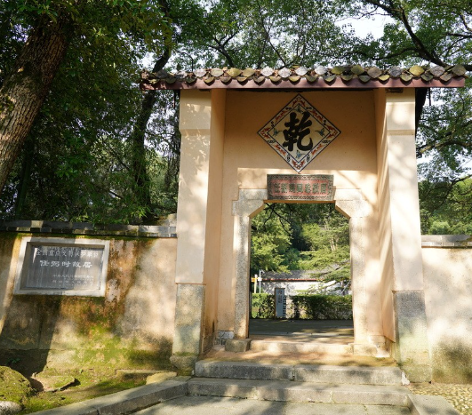 弼时村.png